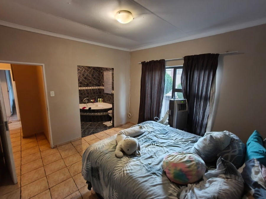 3 Bedroom Property for Sale in Cashan North West